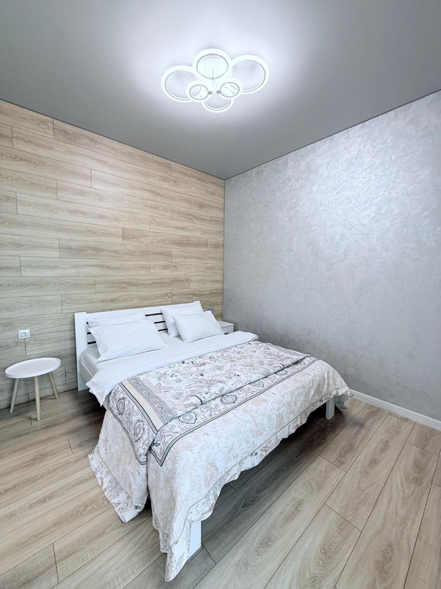 Gagarin Plaza Apartments Odessa Dış mekan fotoğraf